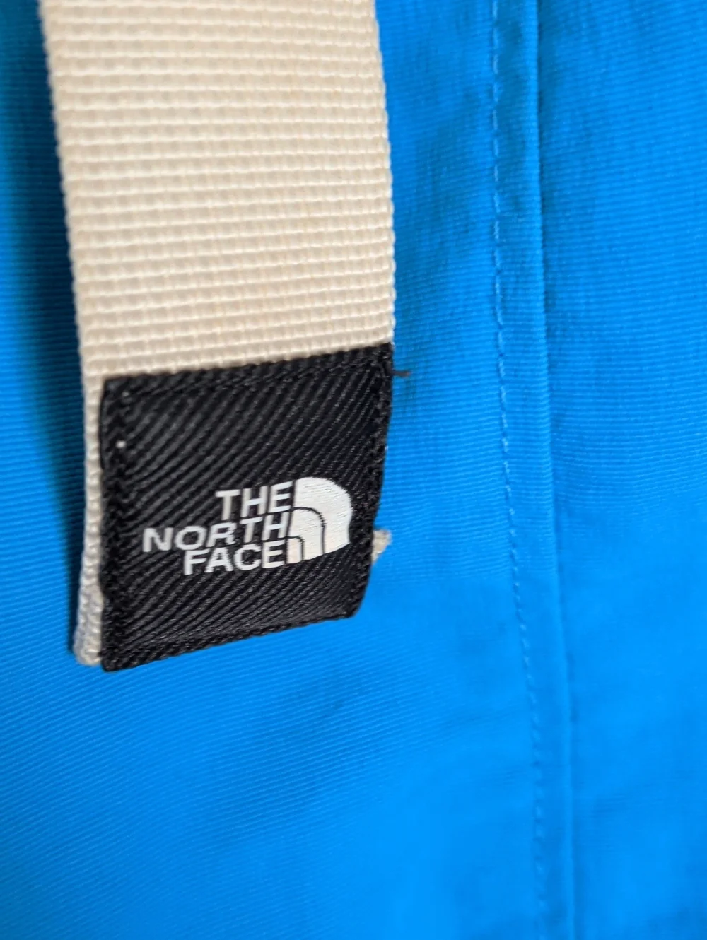 The North Face Men's L Bright Blue Cargo Swim Shorts
